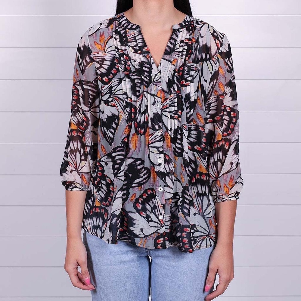 Hope Springs Butterfly Patterned Blouse - Picture 14 of 14